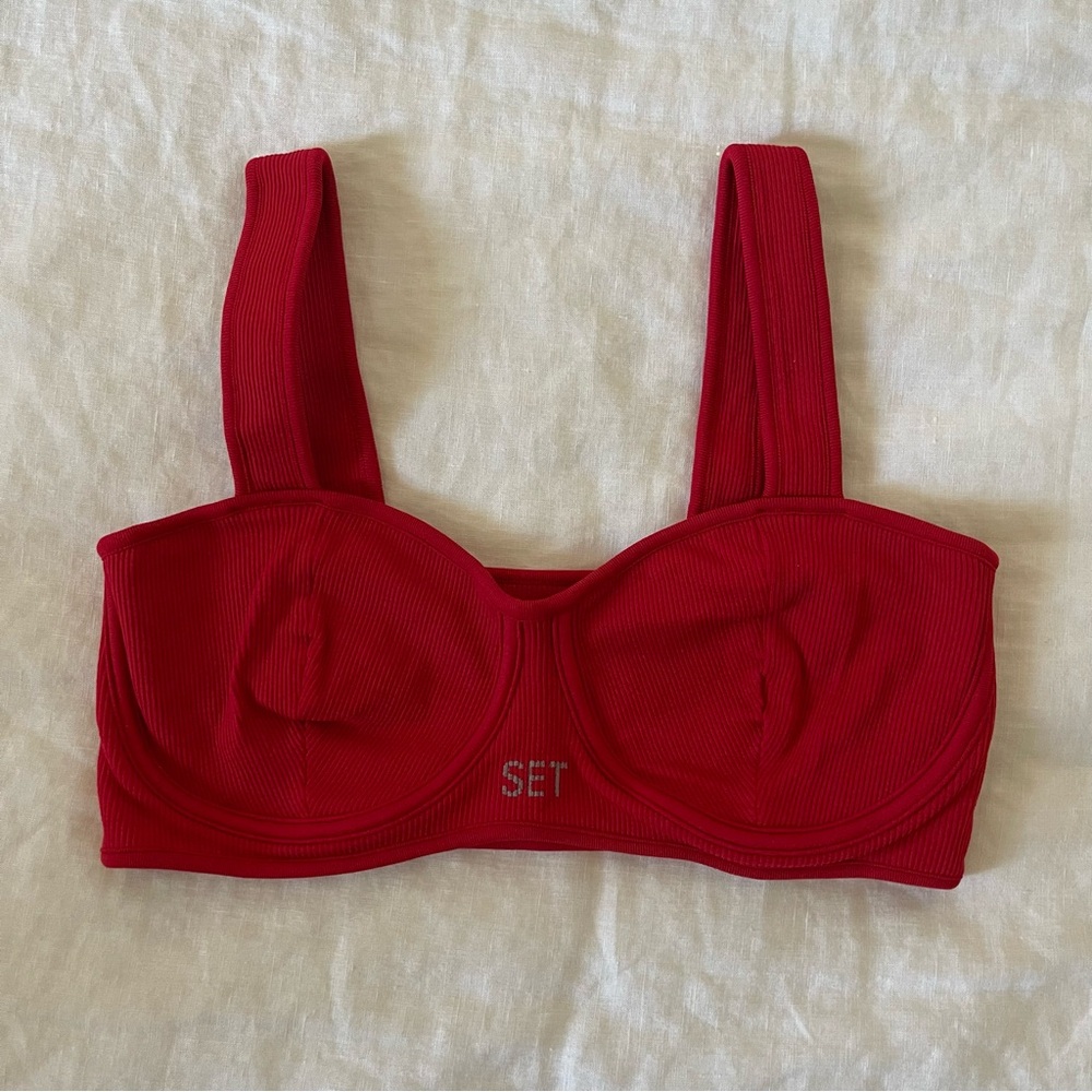 SET Active Red Ribbed Top